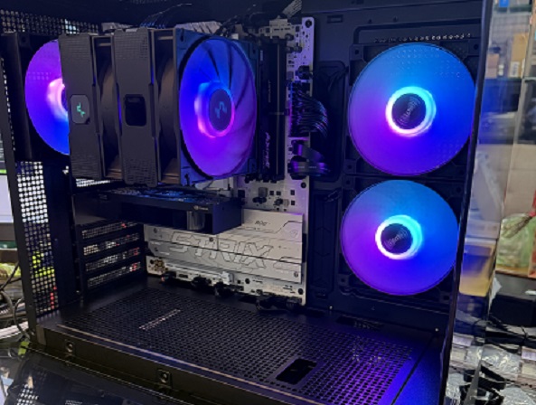 桌上型電腦客製化組裝及維修